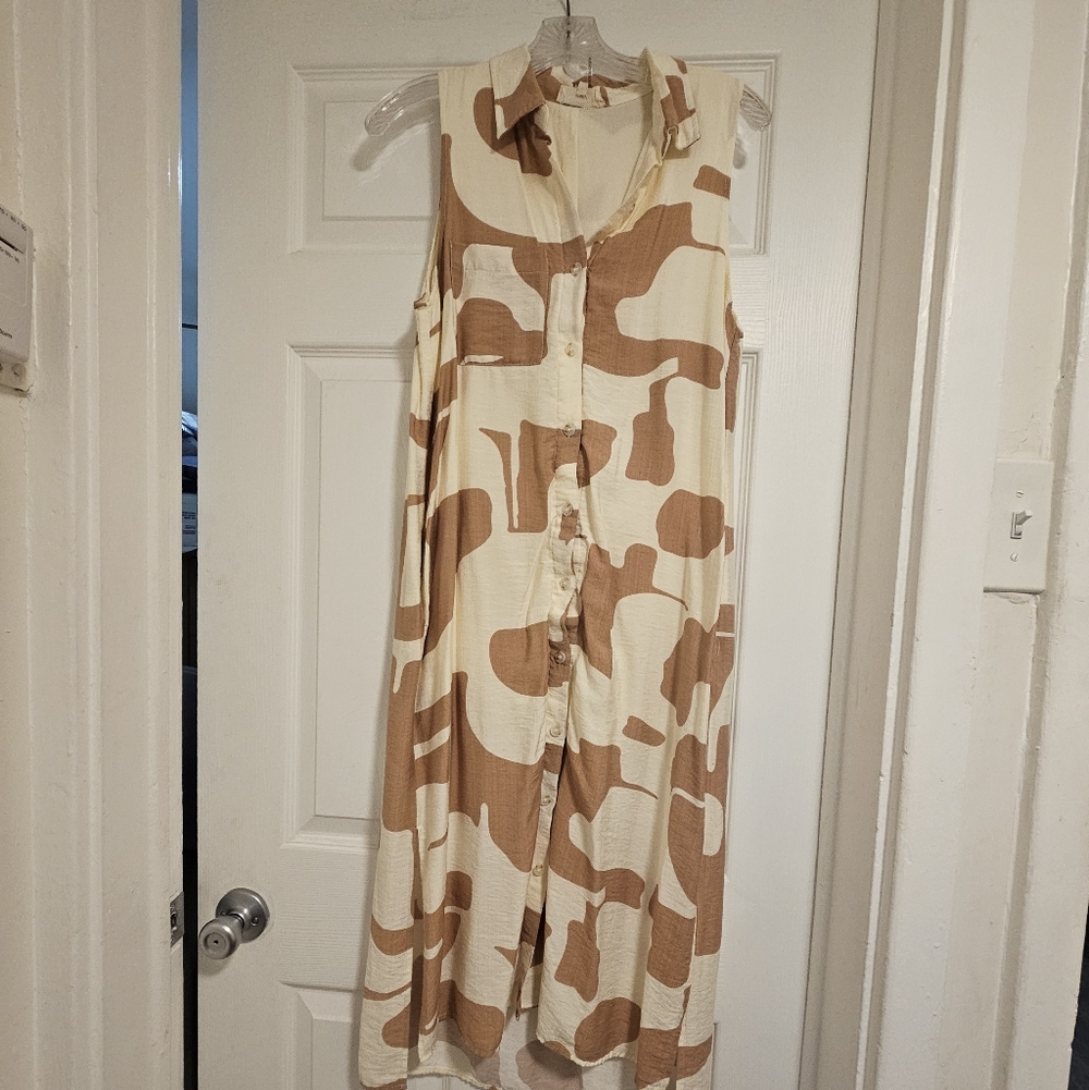 Entro Tan and Cream Button-Down Midi Dress